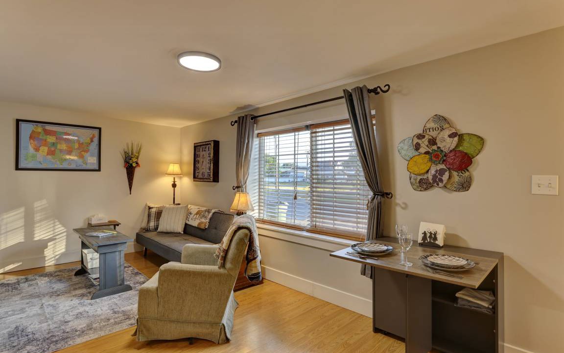 Photo of Livingroom in Sheridan