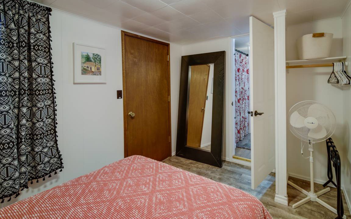 Photo of Bedroom in Newport