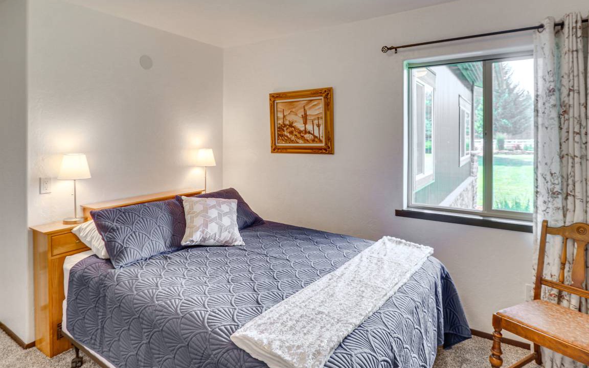 Photo of Bedroom in Libby