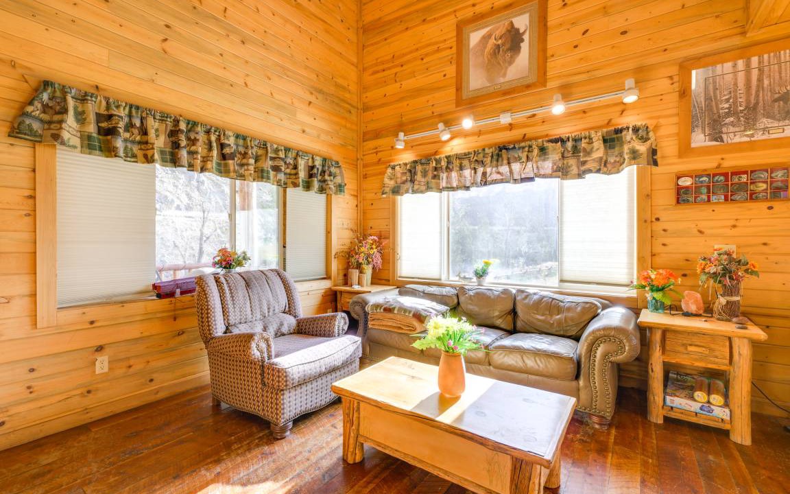 Photo of Livingroom in Salmon