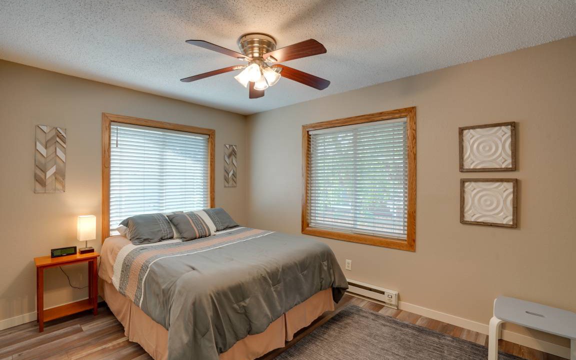 Photo of Bedroom in Medora
