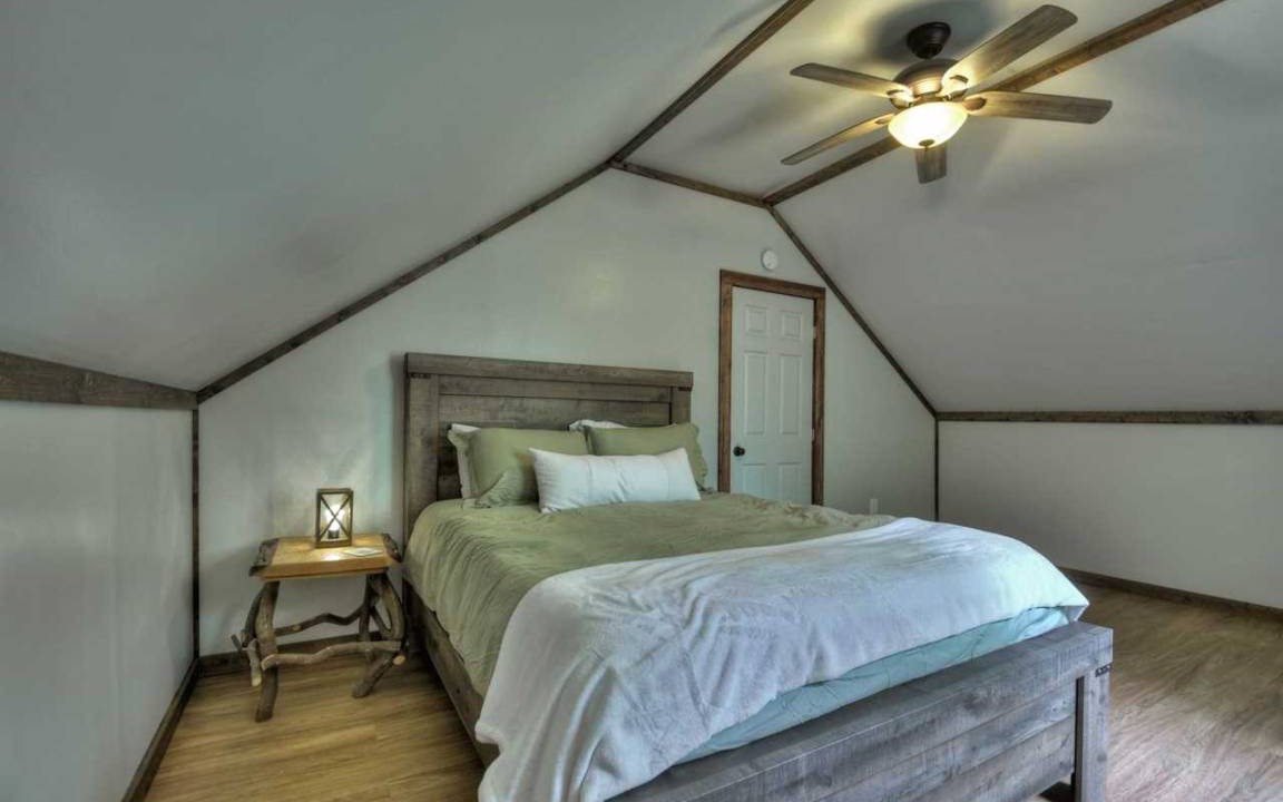 Photo of Bedroom in Dial