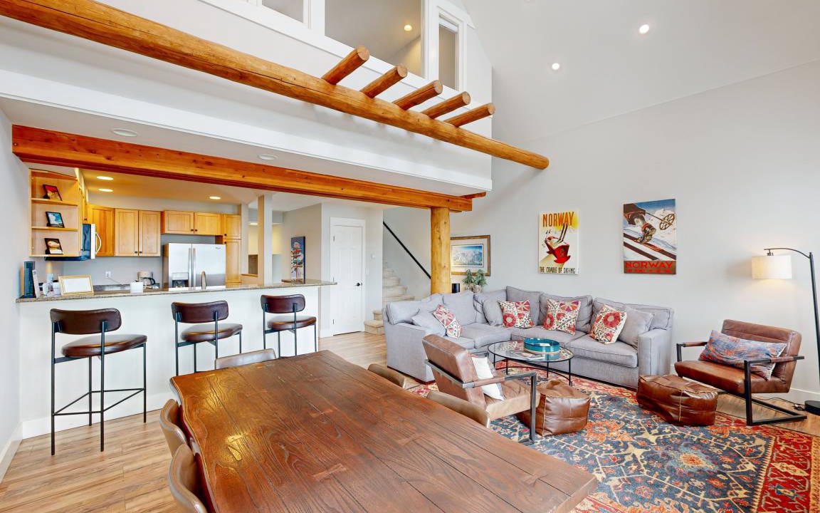 Photo of Livingroom in Saddle Ridge