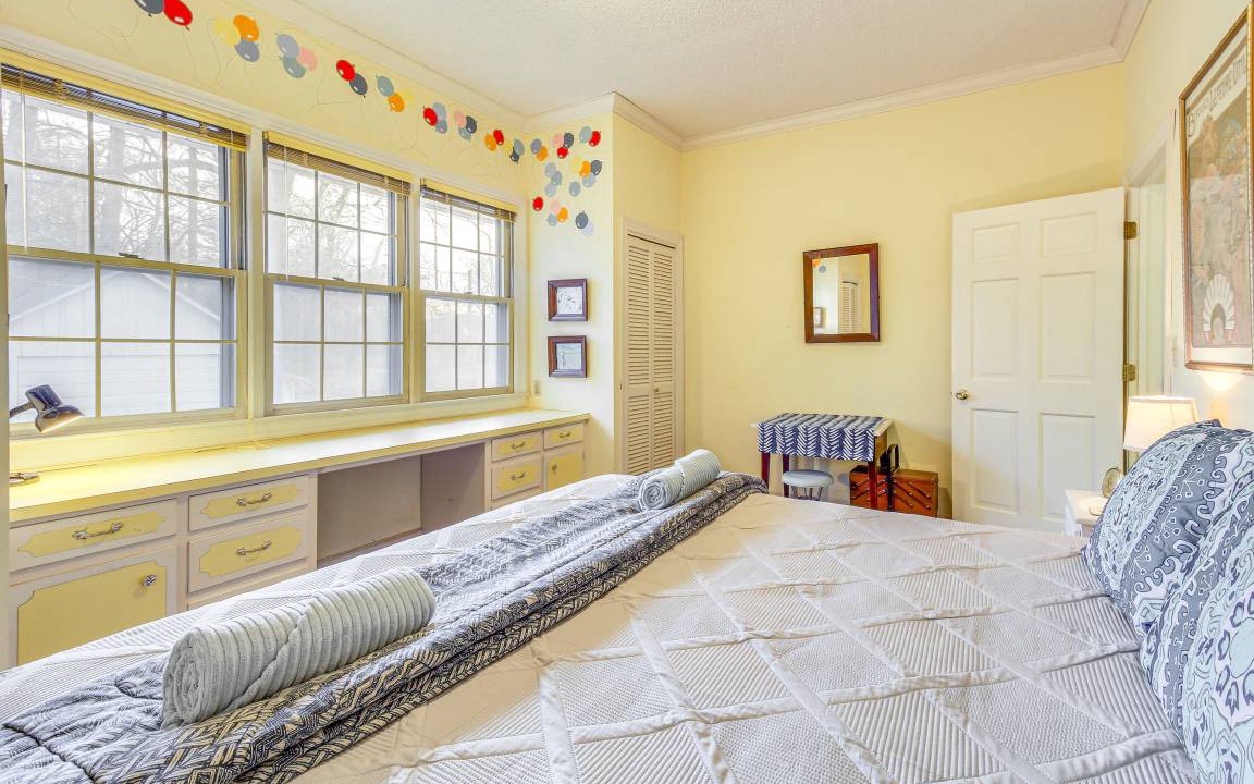 Photo of Bedroom in Saint Andrews
