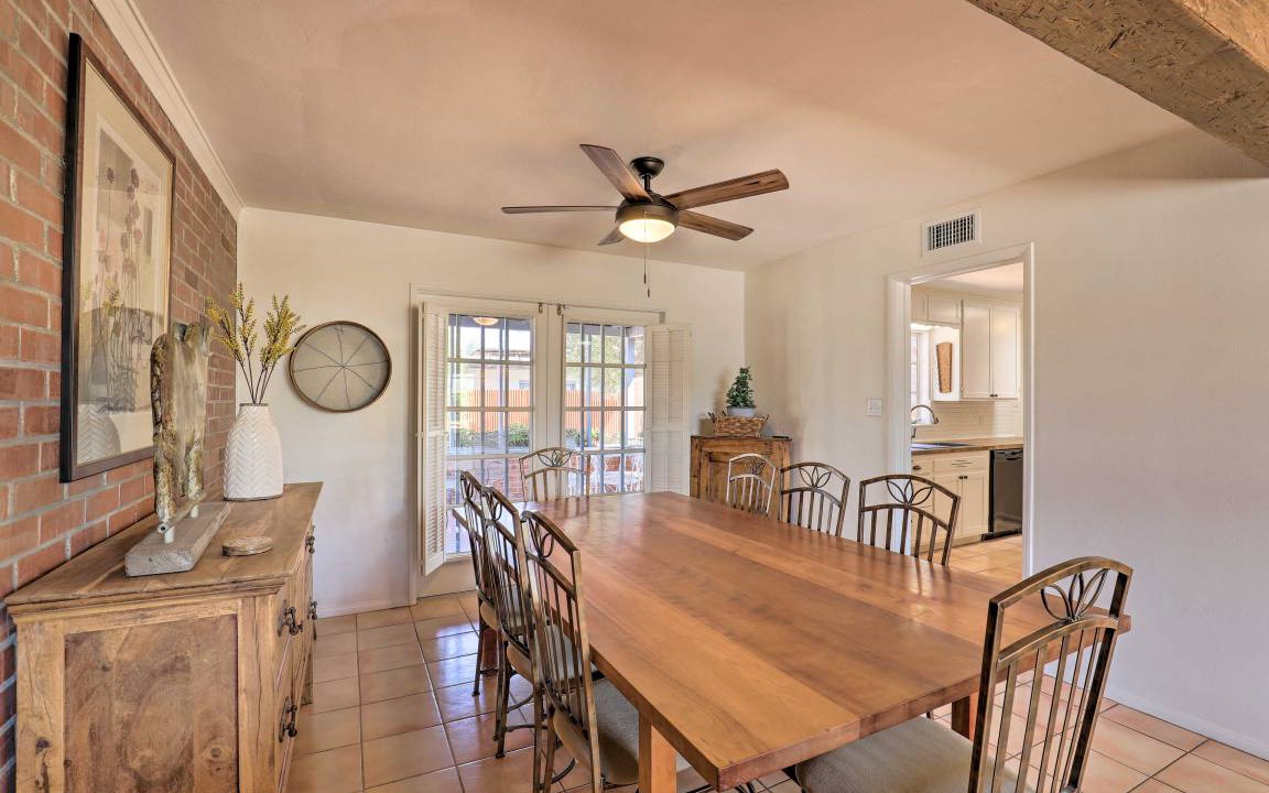 Photo of Livingroom in Tucson