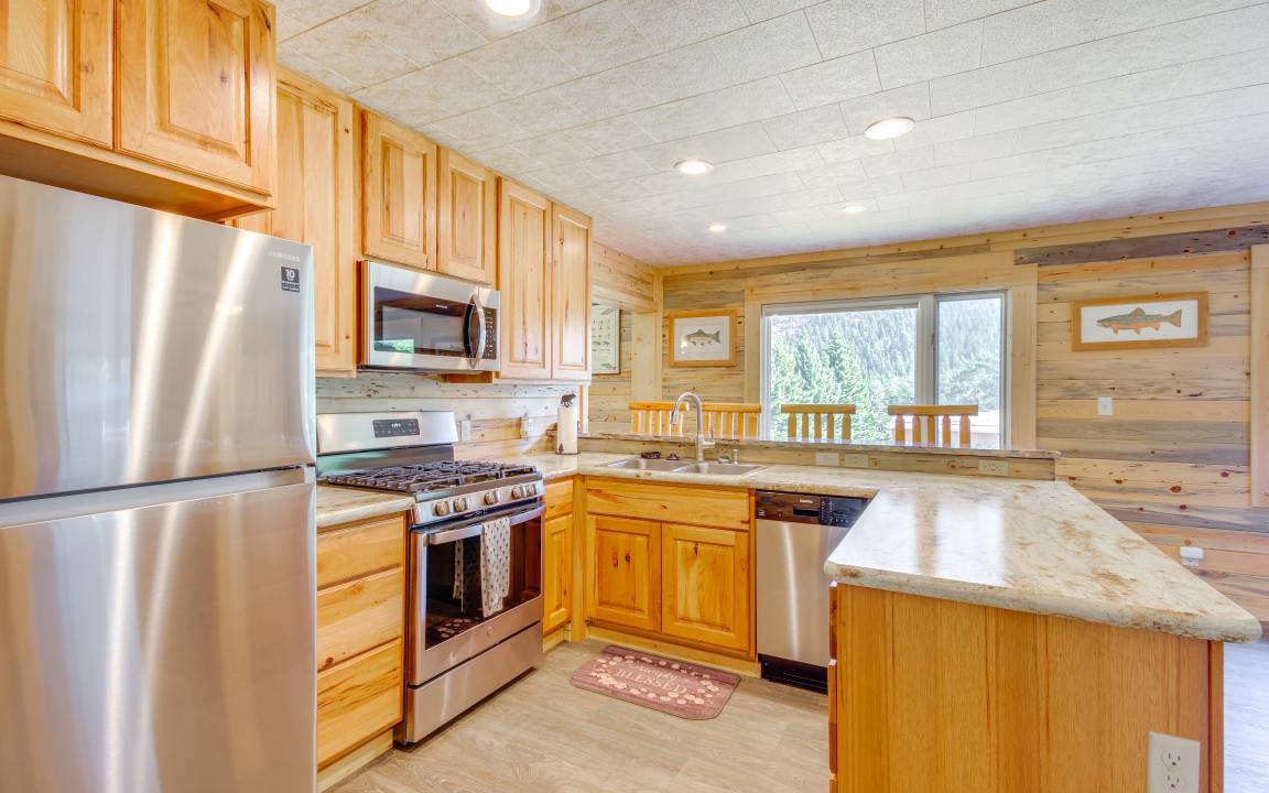 Photo of Kitchen in McLeod