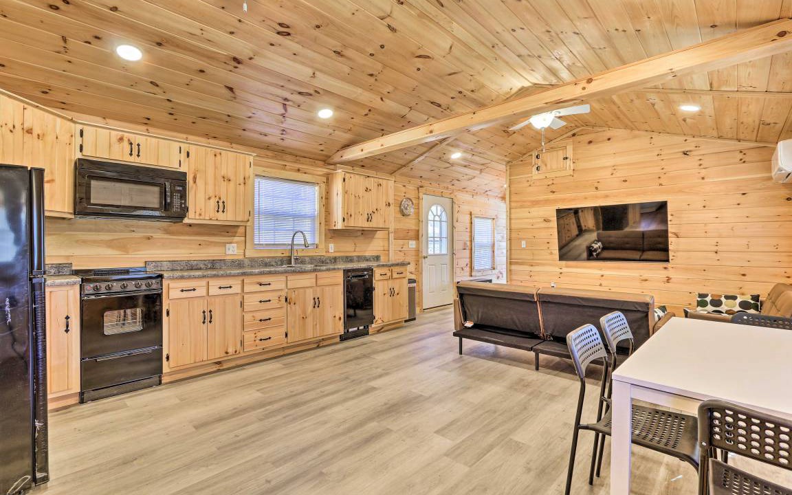 Photo of Kitchen in Laurelville