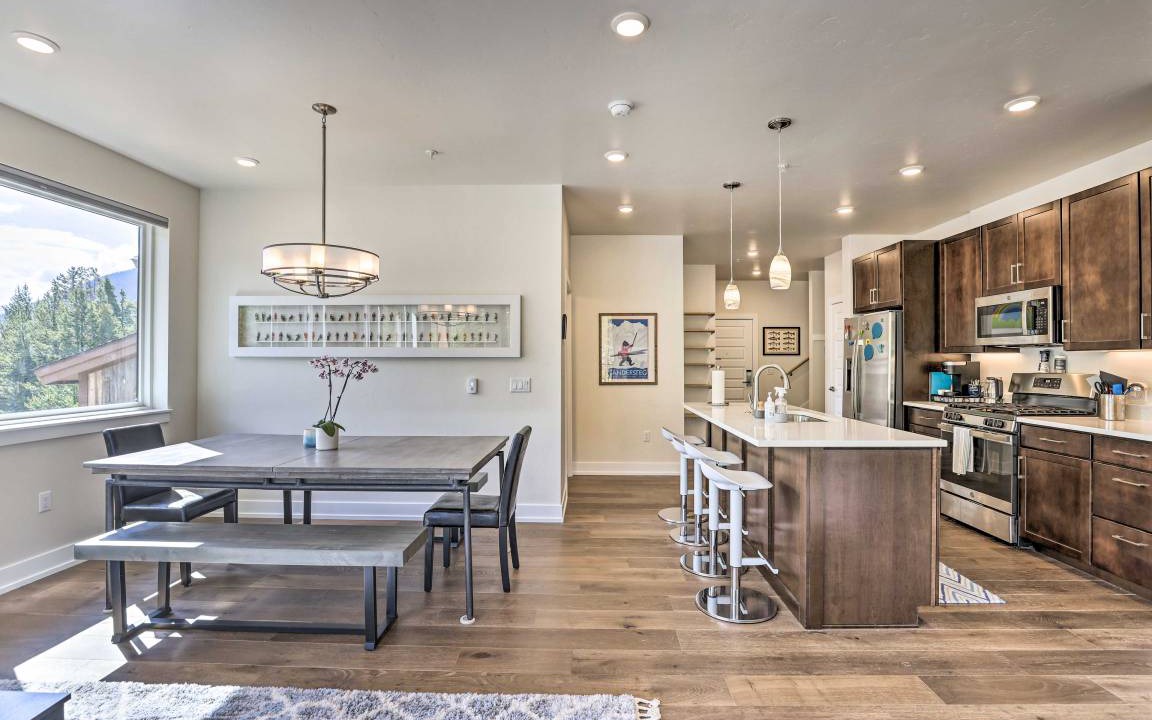 Photo of Kitchen in Lakeside Village