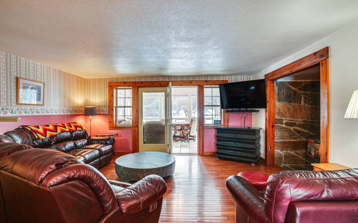 Photo of Livingroom in Shoshone County