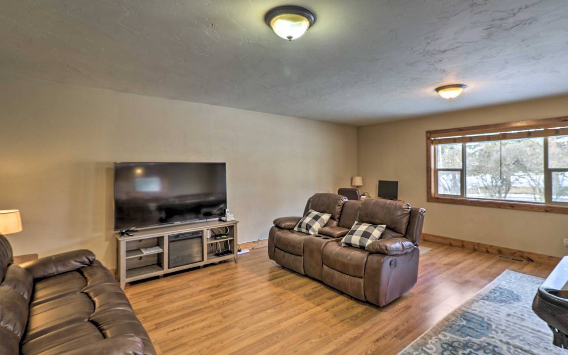 Photo of Livingroom in Columbia Falls