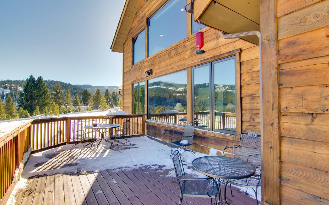 Photo of Patio Balcony in Big Sky