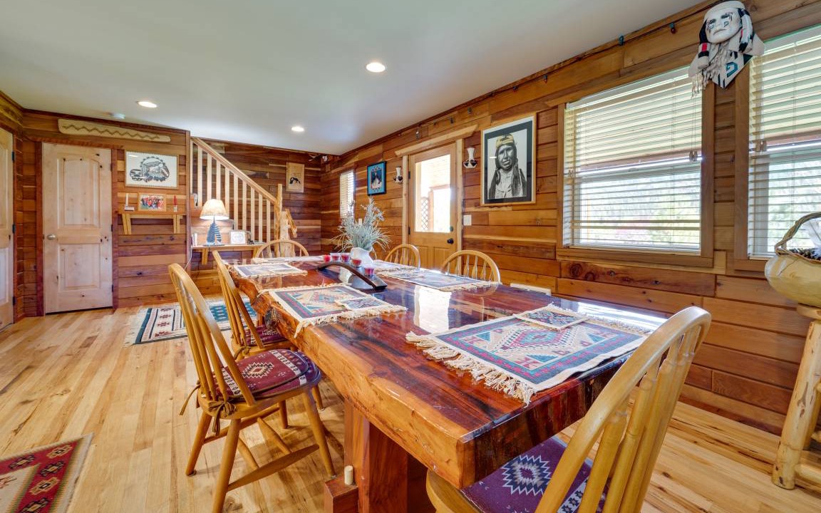 Photo of Livingroom in Garden Valley