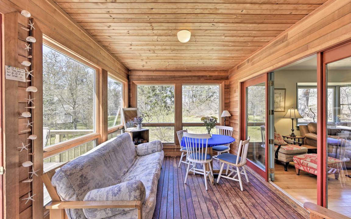 Photo of Livingroom in Menemsha