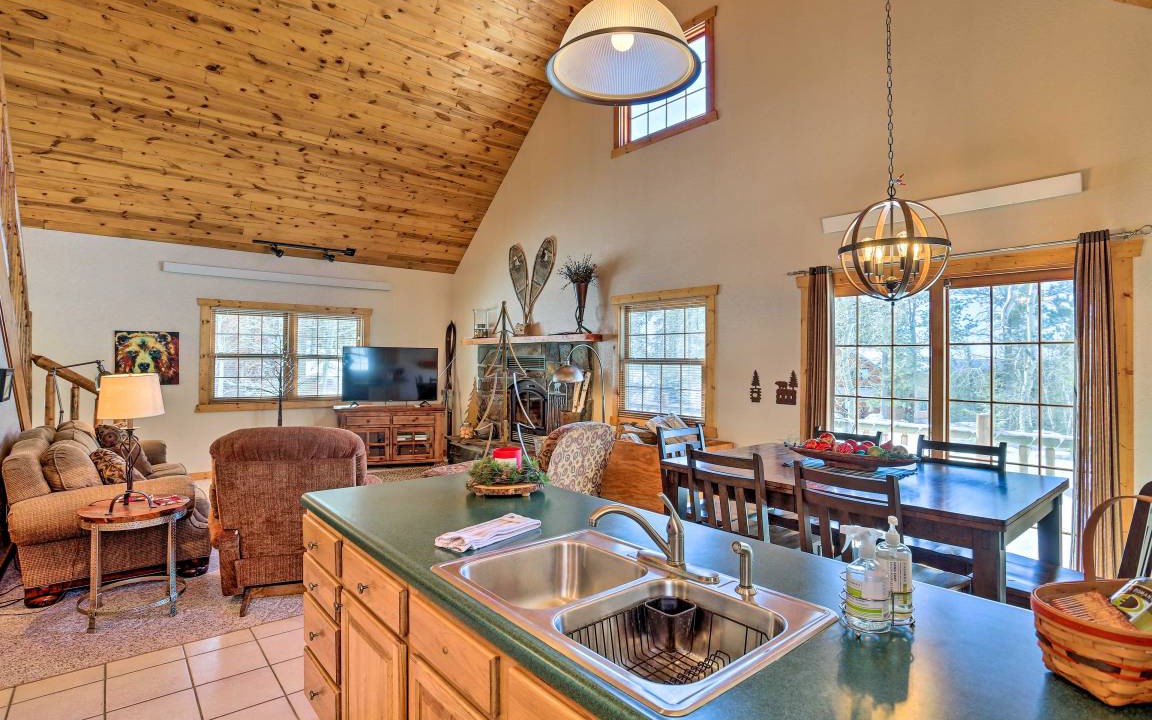 Photo of Livingroom in Lead