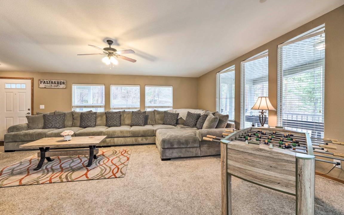 Photo of Livingroom in Irwin