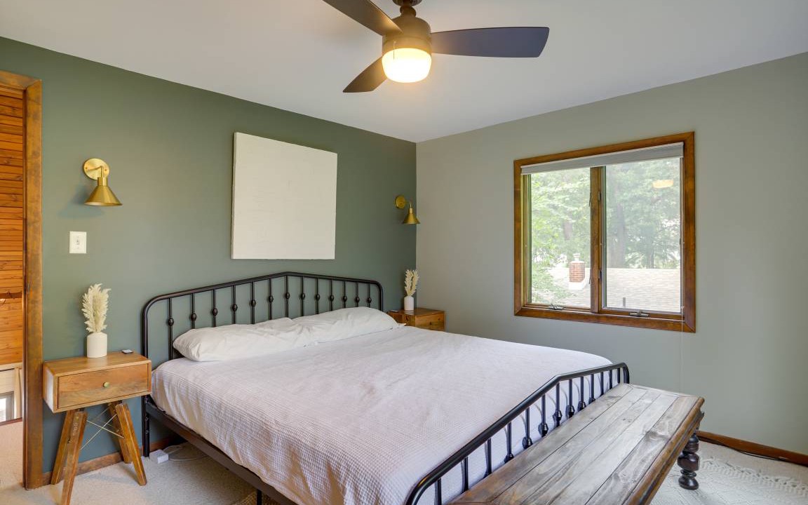 Photo of Bedroom in Sister Lakes