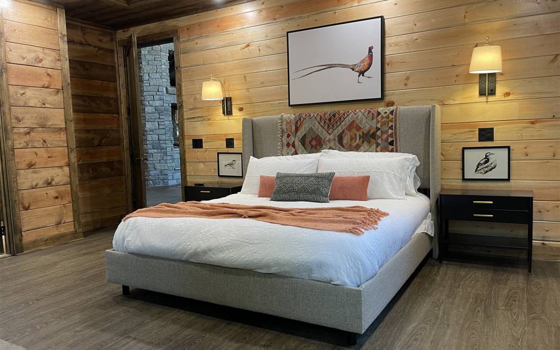 Photo of Bedroom in Hochatown