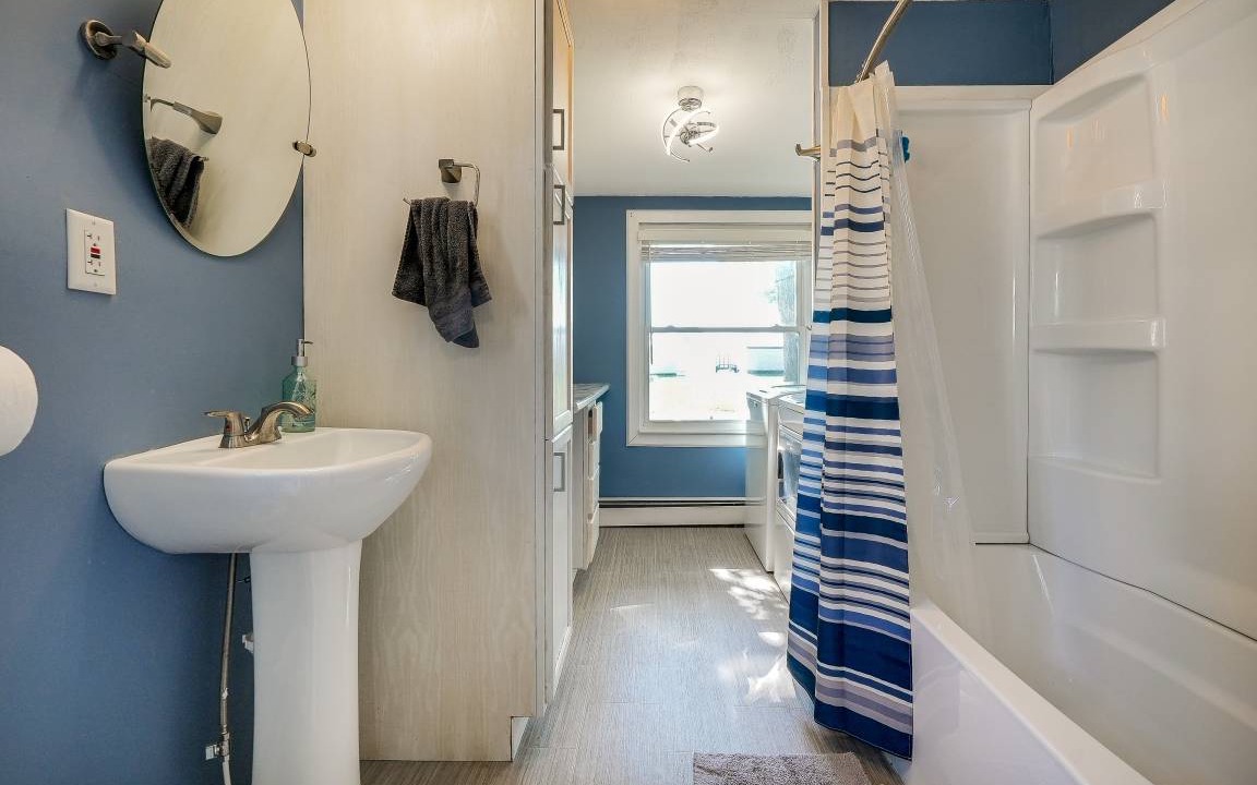 Photo of Bathroom in Russells Point