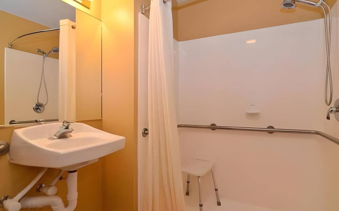 Photo of Bathroom in Richfield