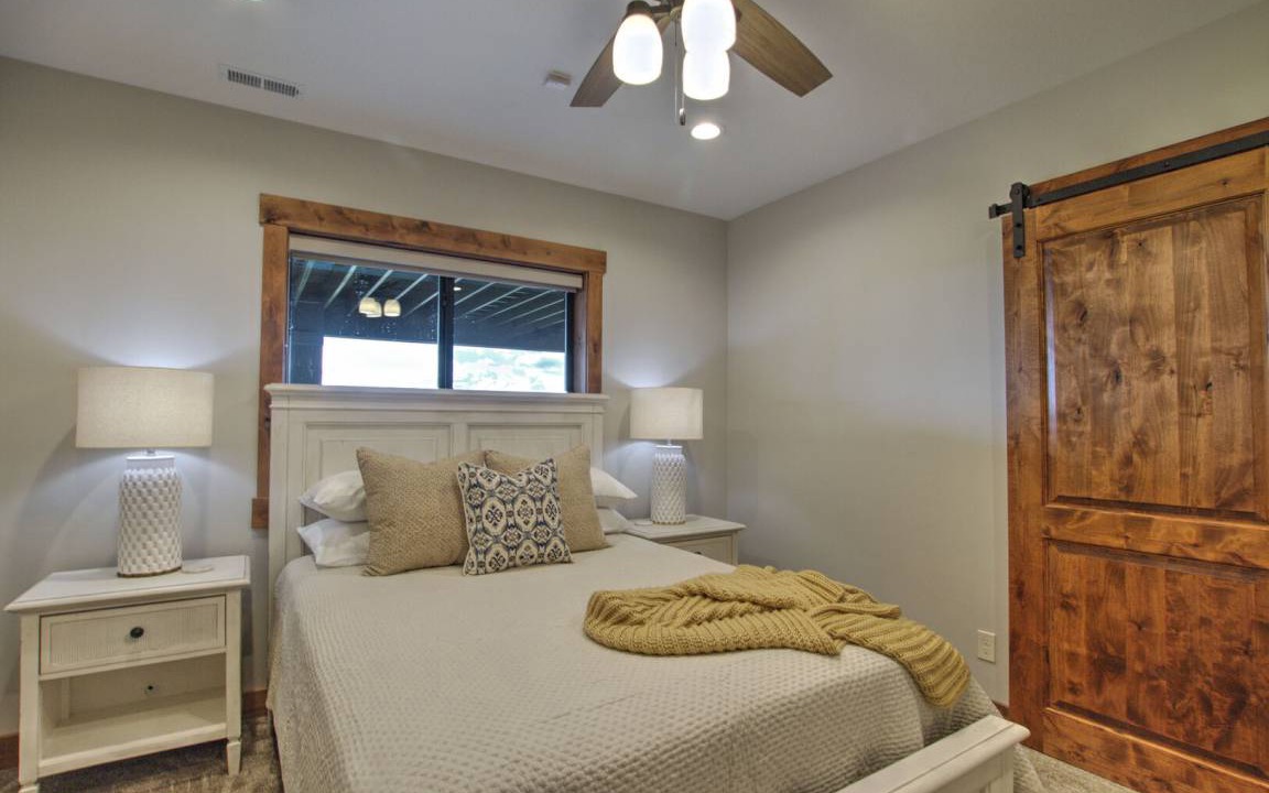 Photo of Bedroom in Fish Haven