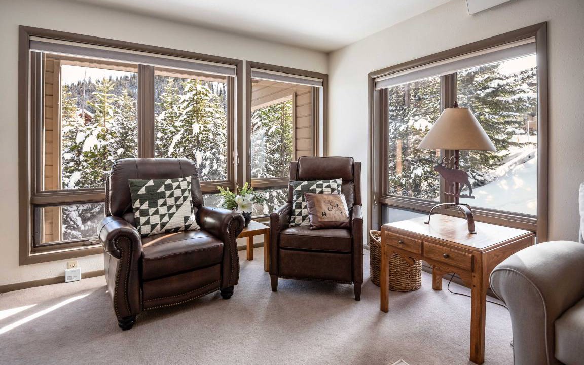 Photo of Livingroom in Big Sky