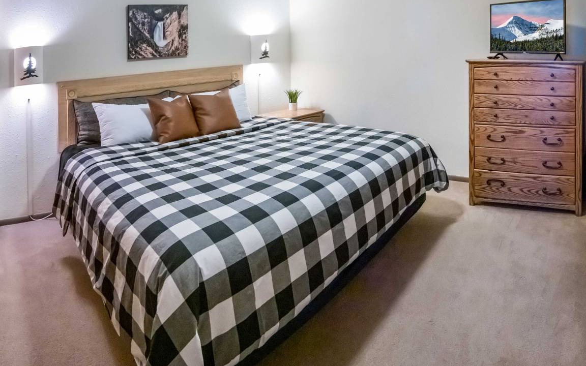 Photo of Bedroom in Big Sky