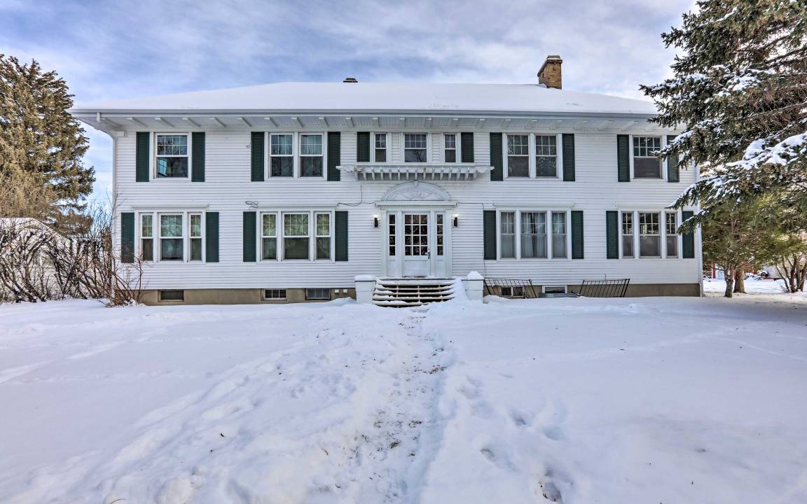 Photo of Buildings in Dillon