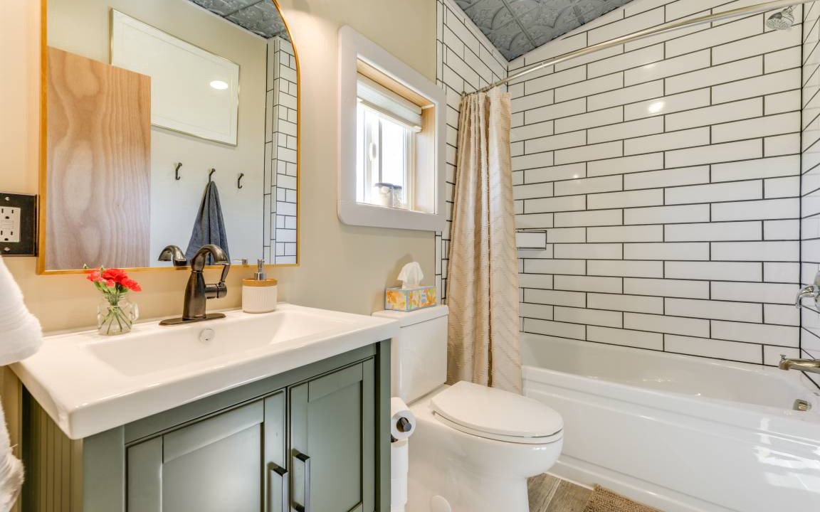 Photo of Bathroom in Dillon