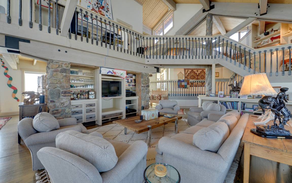 Photo of Livingroom in Cora