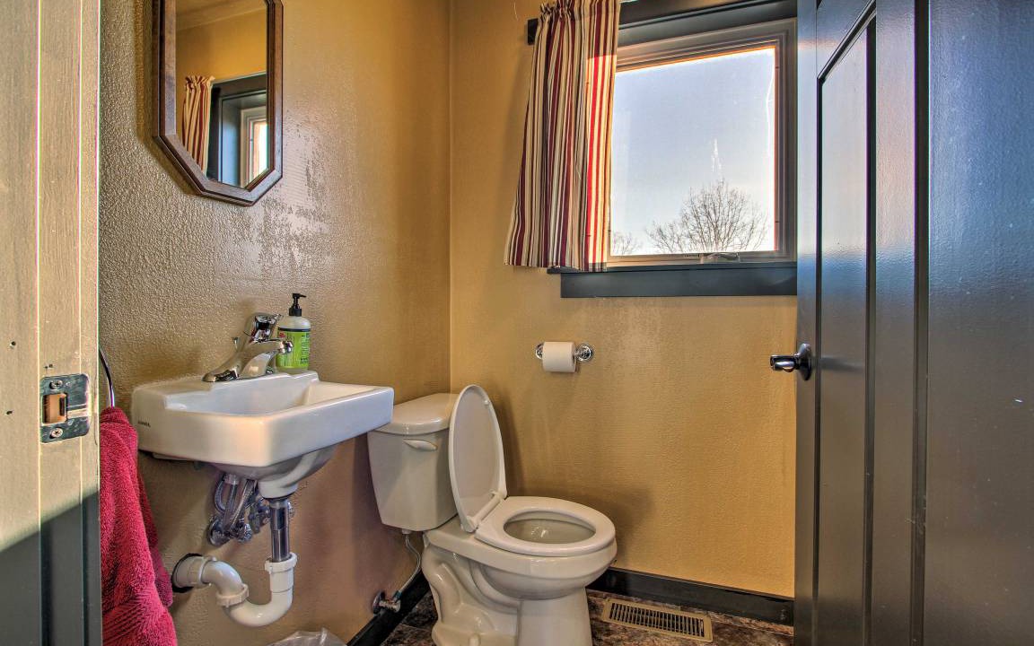 Photo of Bathroom in Bynum
