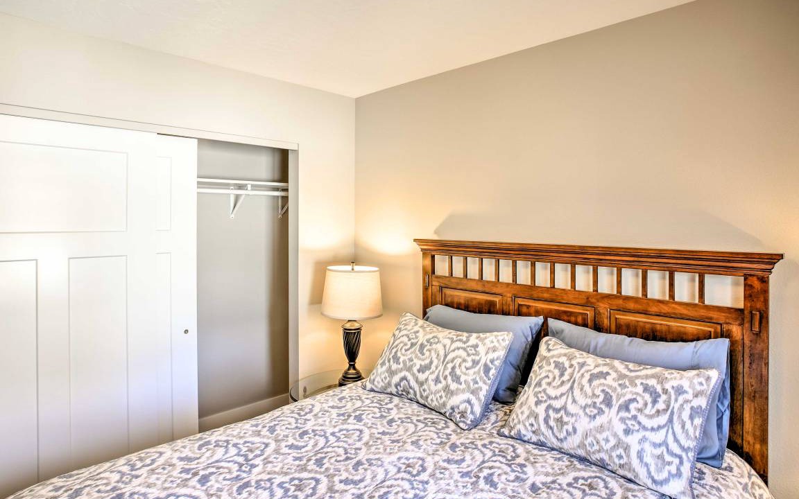 Photo of Bedroom in Garden District