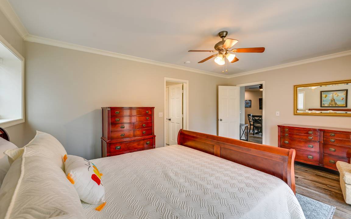 Photo of Bedroom in Berry