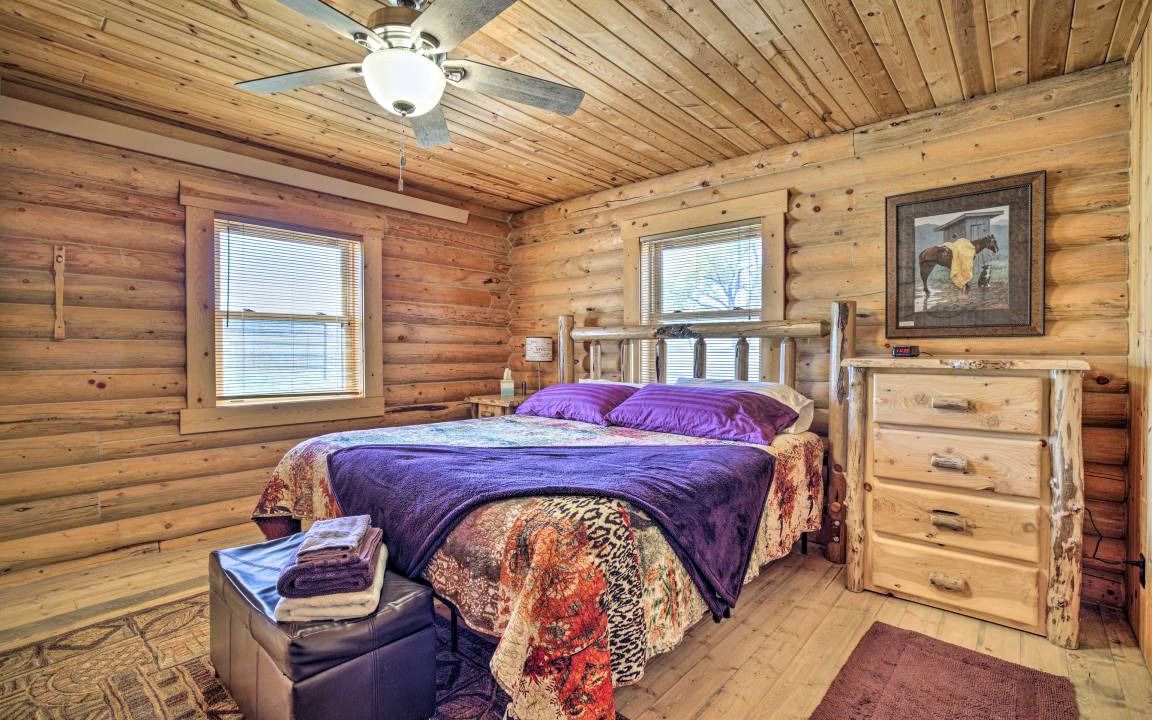 Photo of Bedroom in Glendo