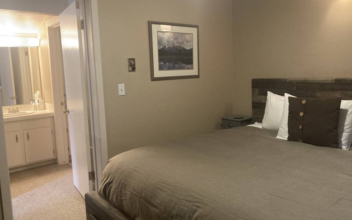 Photo of Bedroom in Moose Wilson Road