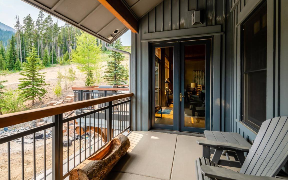 Photo of Patio Balcony in Saddle Ridge