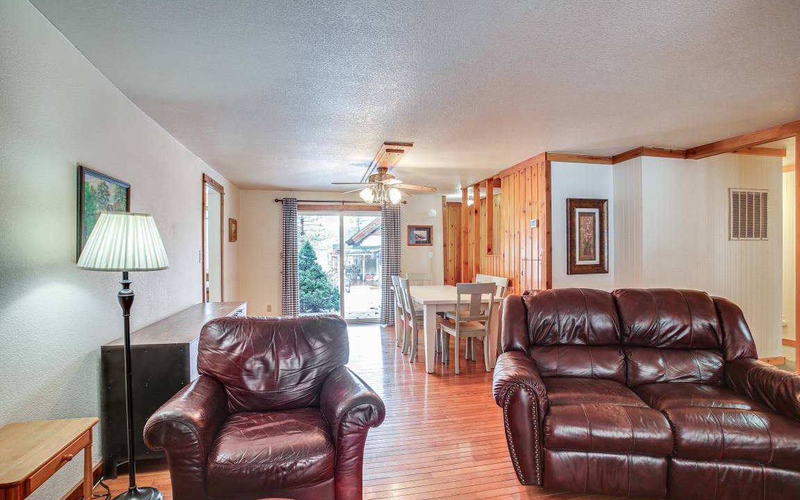 Photo of Livingroom in Shoshone County