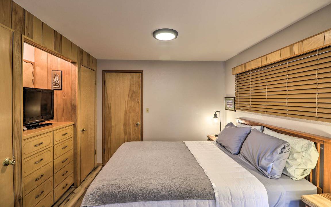 Photo of Bedroom in Polson