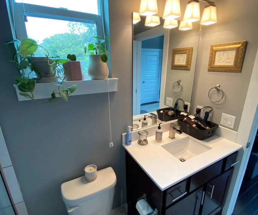 Photo of Bathroom in St. John - Coronado Hills