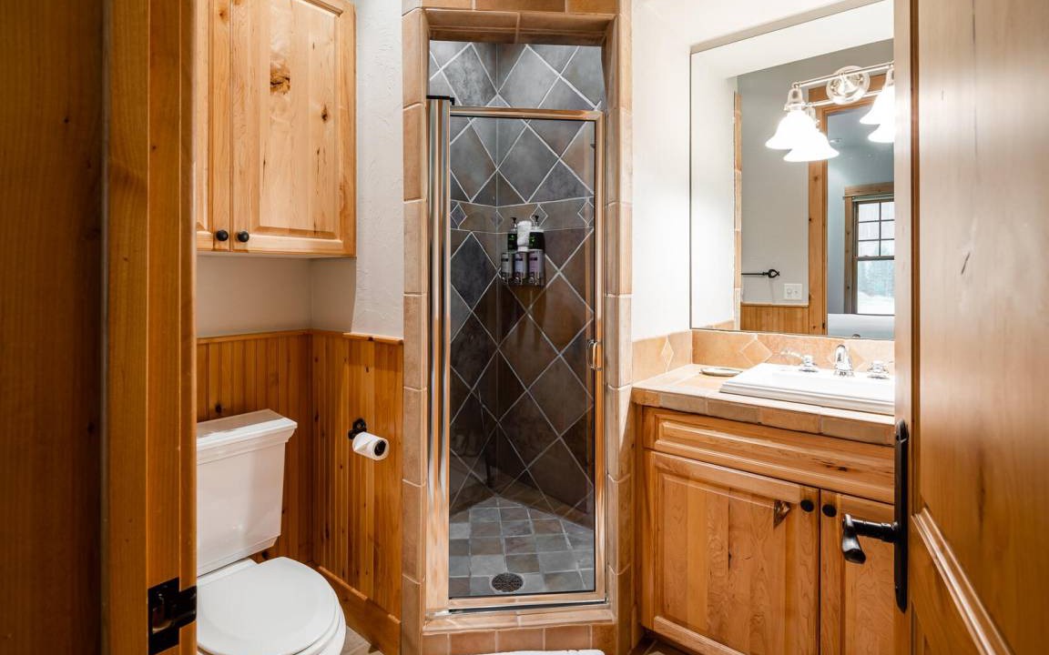 Photo of Bathroom in Saddle Ridge