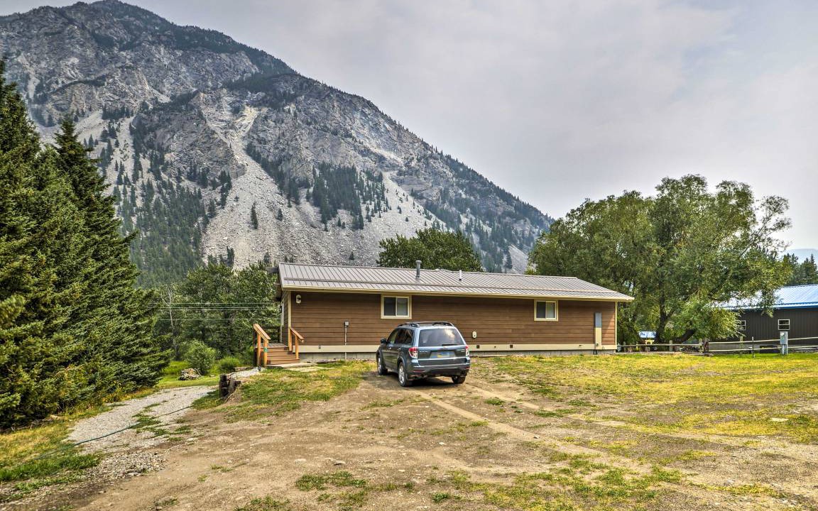 Photo of Buildings in McLeod