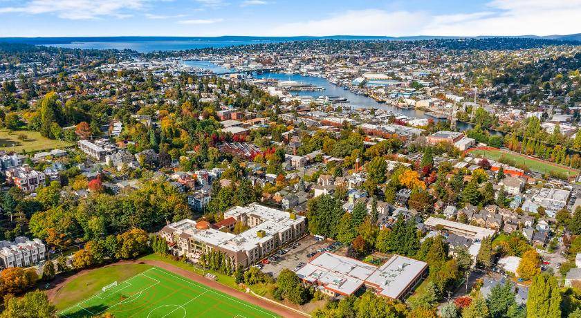 Photo of Buildings in North Queen Anne