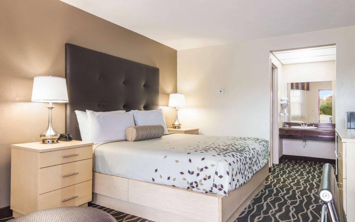 Photo of Bedroom in Alliance