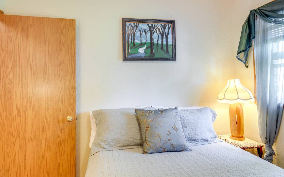 Photo of Bedroom in River Road