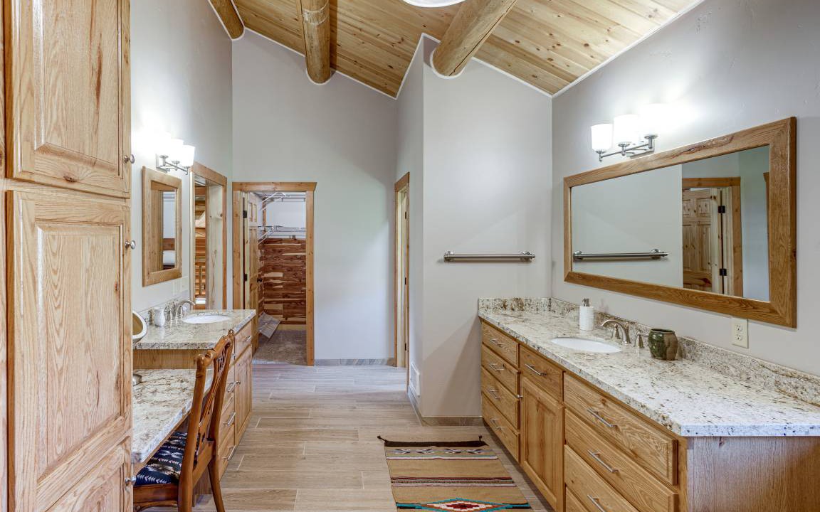 Photo of Bathroom in Custer County
