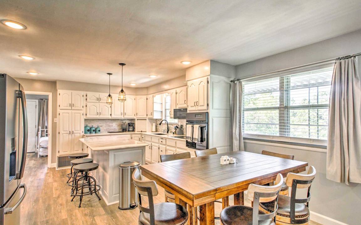 Photo of Kitchen in Lakeview