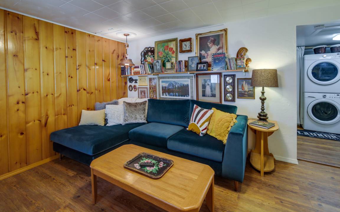 Photo of Livingroom in Newport