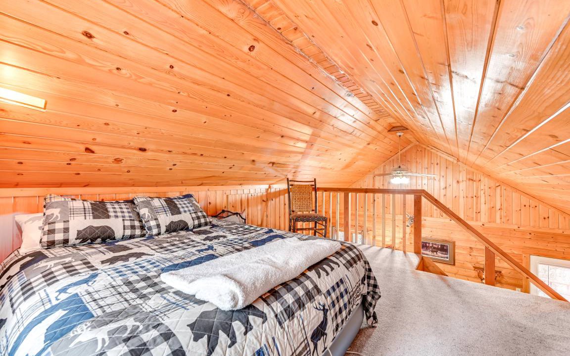 Photo of Bedroom in Bigfork