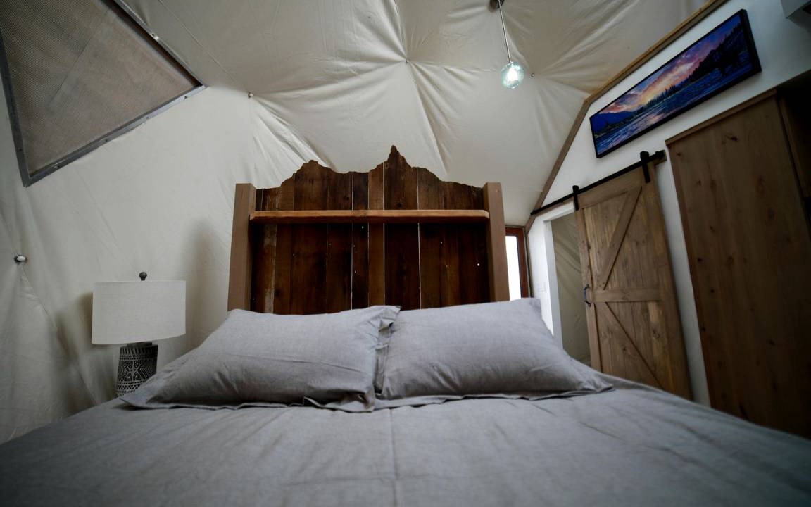Photo of Bedroom in Wapiti