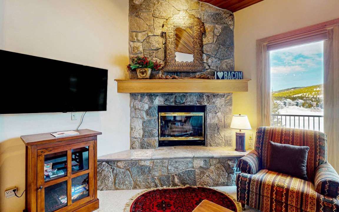 Photo of Livingroom in Big Horn