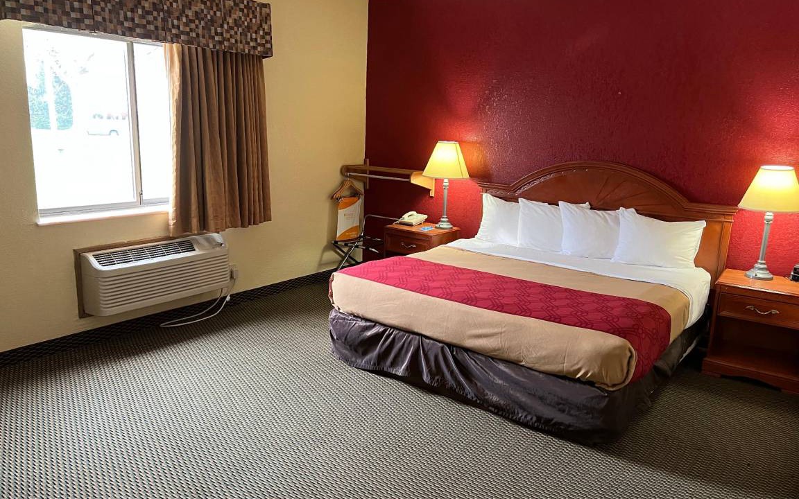 Photo of Bedroom in Decatur